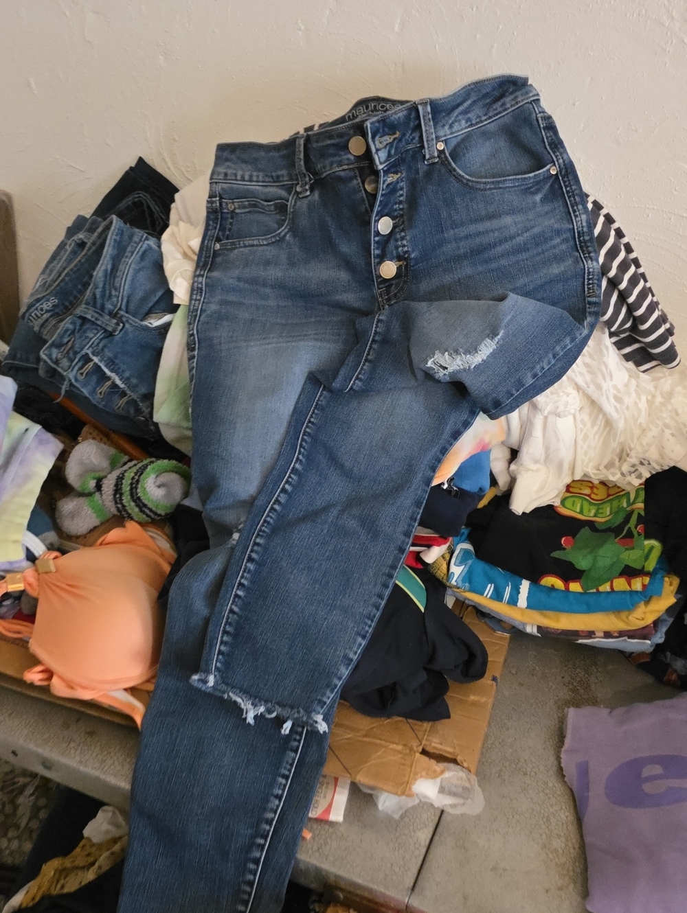 High-Rise Distressed Blue Women's Jeans